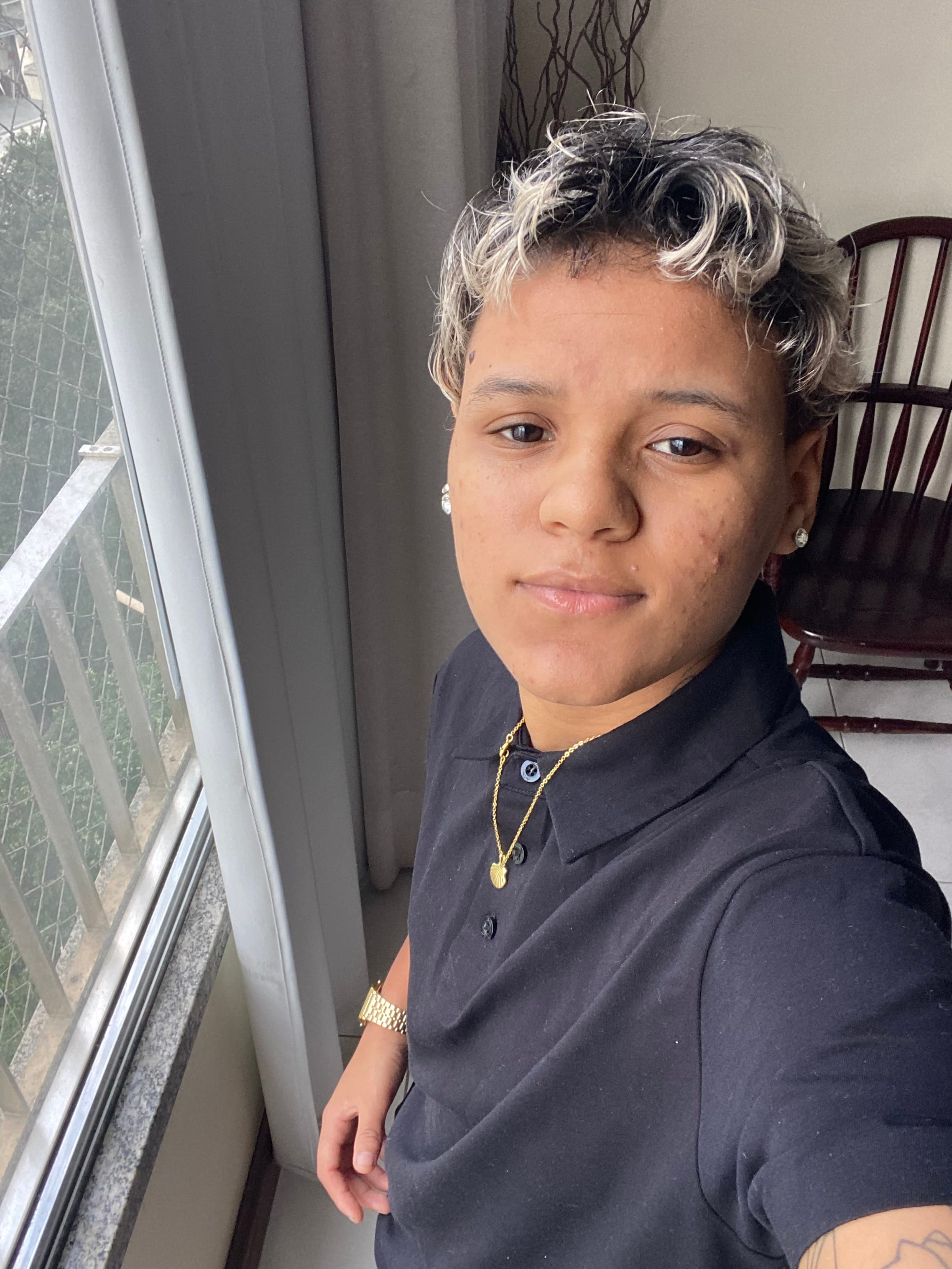 Tauane Fernanda — profissional Revolusolar